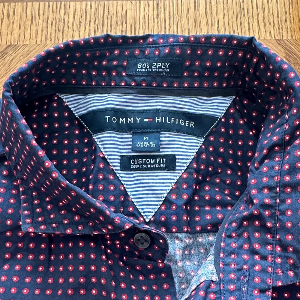 Tommy Hilfiger Men's Red Dot Pattern Shirt